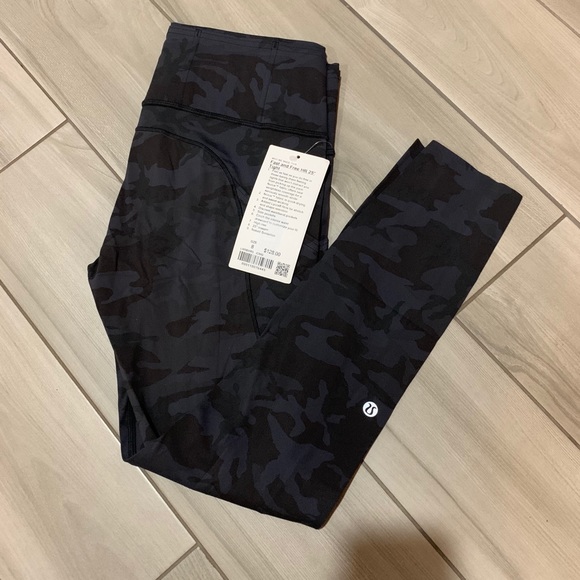 Lululemon Fast and Free Tight 25” Camo - Picture 5 of 6